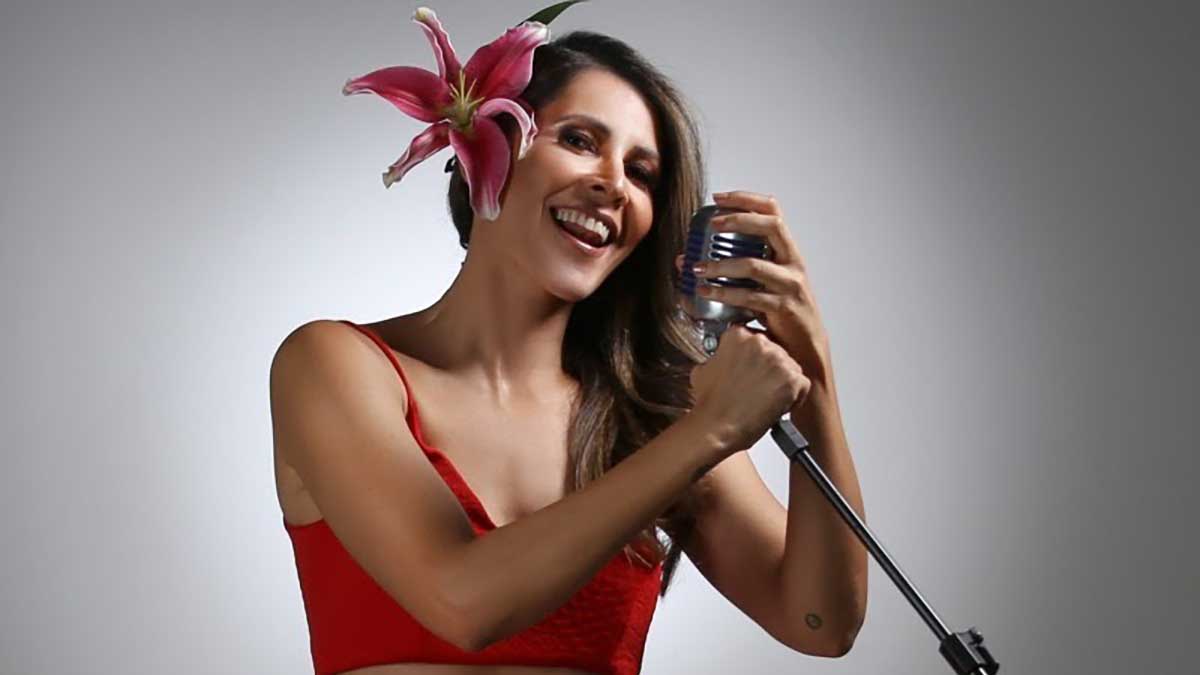 Izabella Rocha ex Natiruts Misteriosa Atração versão música single