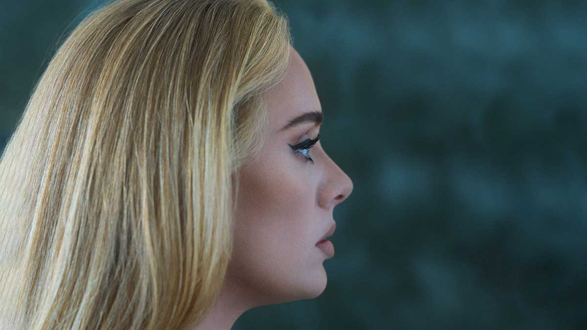 cantora Adele 30 crítica do novo álbum